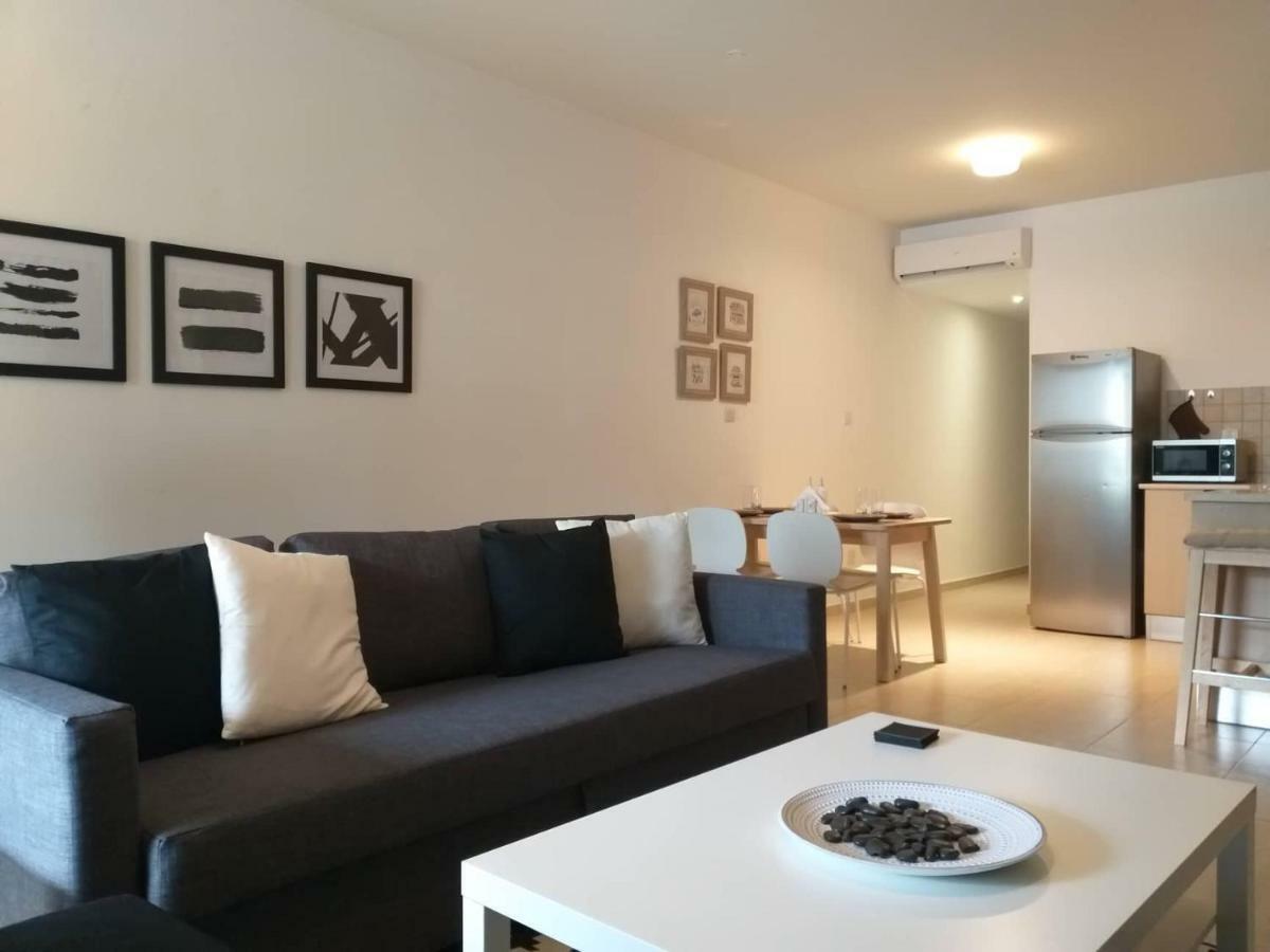 Horizon Luxury Apartment Oroklini Exterior foto